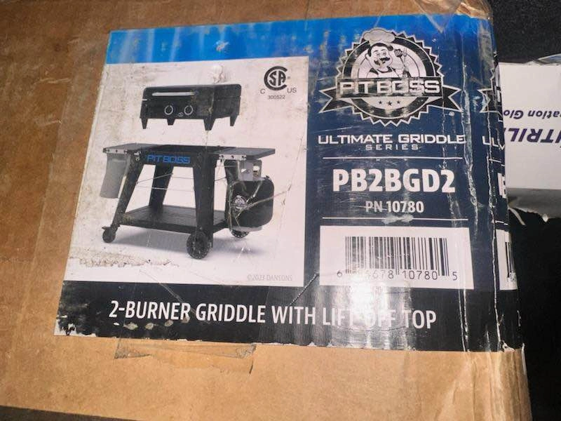 Pit Boss Ultimate Series 2-Burner Griddle - photo 2