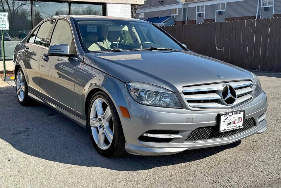 2011 Mercedes-Benz C-Class C 300 4MATIC Luxury Sedan