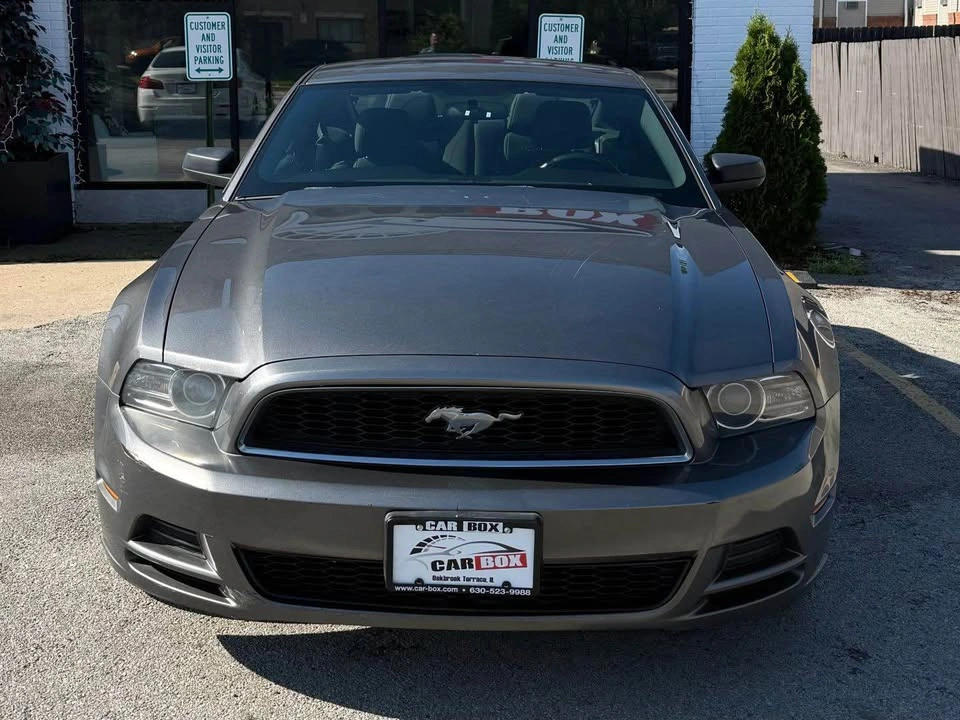 2013 Ford Mustang · V6 Coupe 2D - photo 3