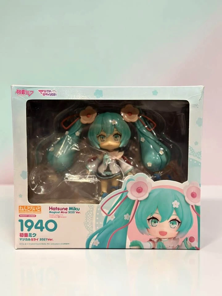 17 Nendoroid Figures - CIB (Complete In Box) - Toronto Pickup