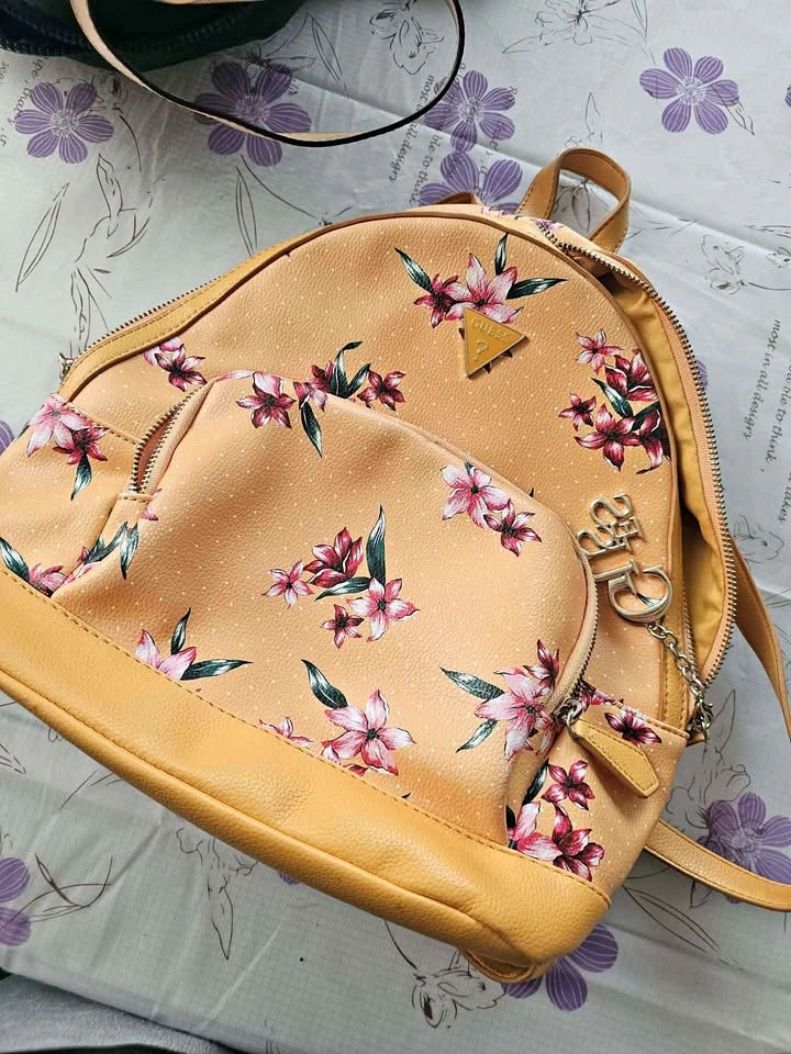 Guess bag