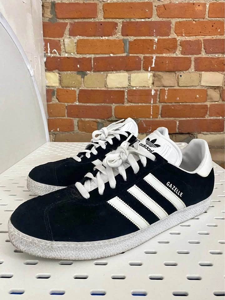 Adidas Gazelle Shoes (Size 14)
