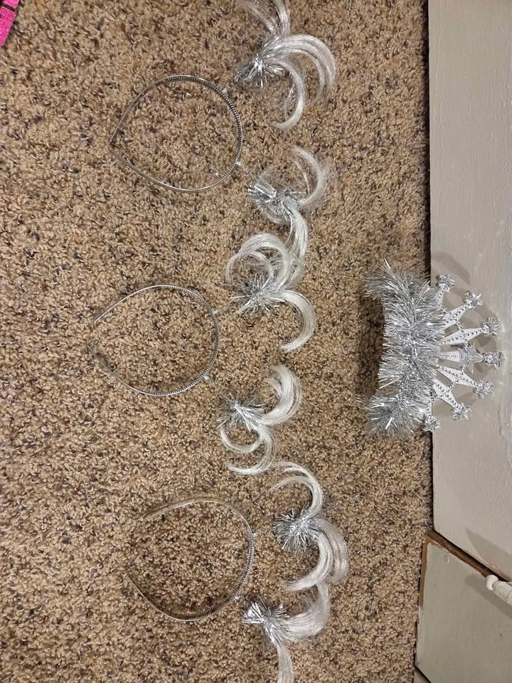 Bachelorette party supplies - photo 2