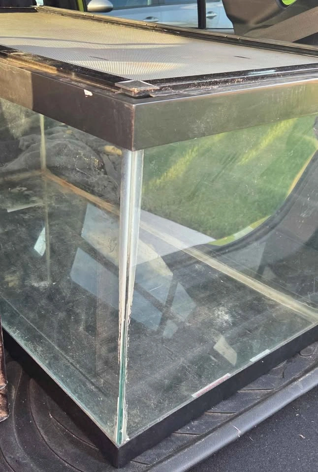36W 18D 17H Reptile Tank - photo 2