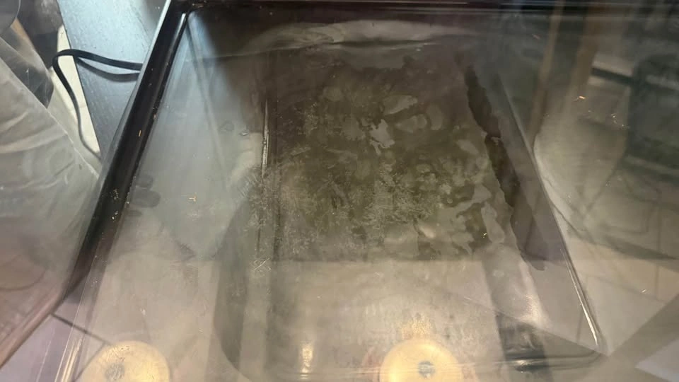 ZooMed 40 Gallon Reptile Tank 36”x18”x18” - photo 4