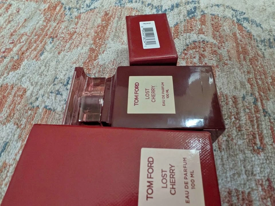 Tom ford perfume lost cherry