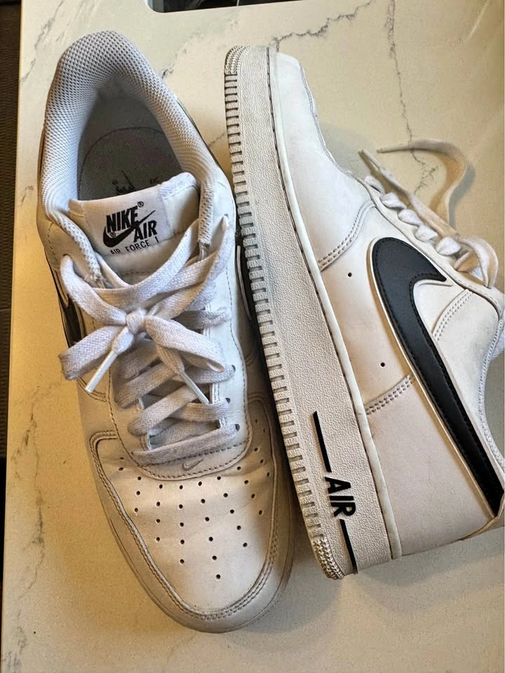 Air Force 1 Low MENS 11