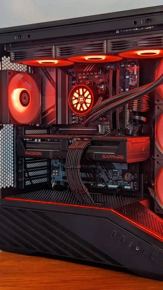 Ultra 1440p AM5 Gaming PC | Ryzen 5 7600X - RX 9070 - 32GB - photo 3