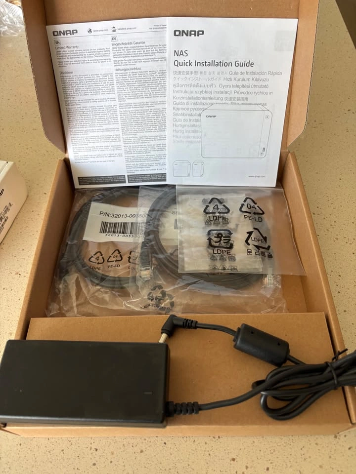 QNAP TS-253D, 8GB, Like new in box - photo 3