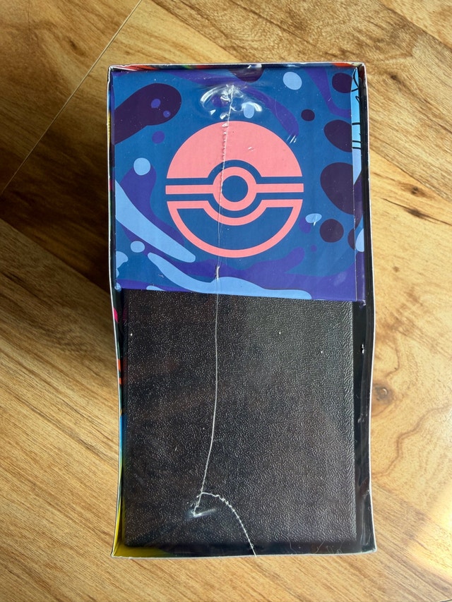 Pokemon Chaos Rising ETB - photo 2