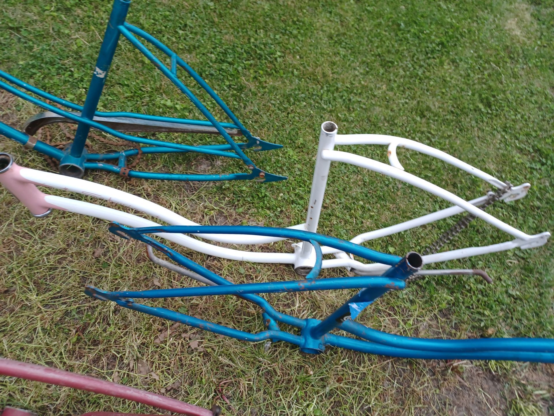 5 vintage low bar 26in bike frames schwinn spaceliner - photo 4