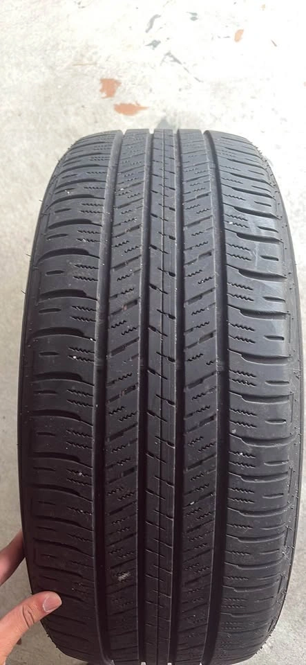 Tires 255/50R20 - photo 2