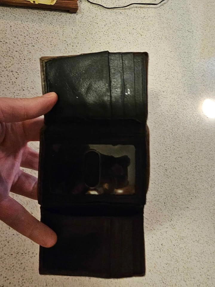 Brown Leather Trifold Wallet with 12 Gauge Shell Concho - photo 2