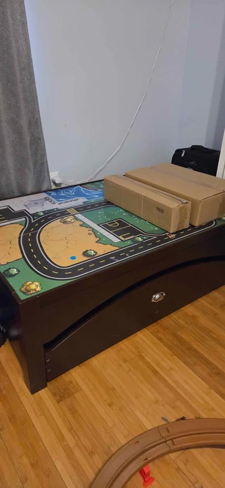 Kid Kraft Train Table - photo 2