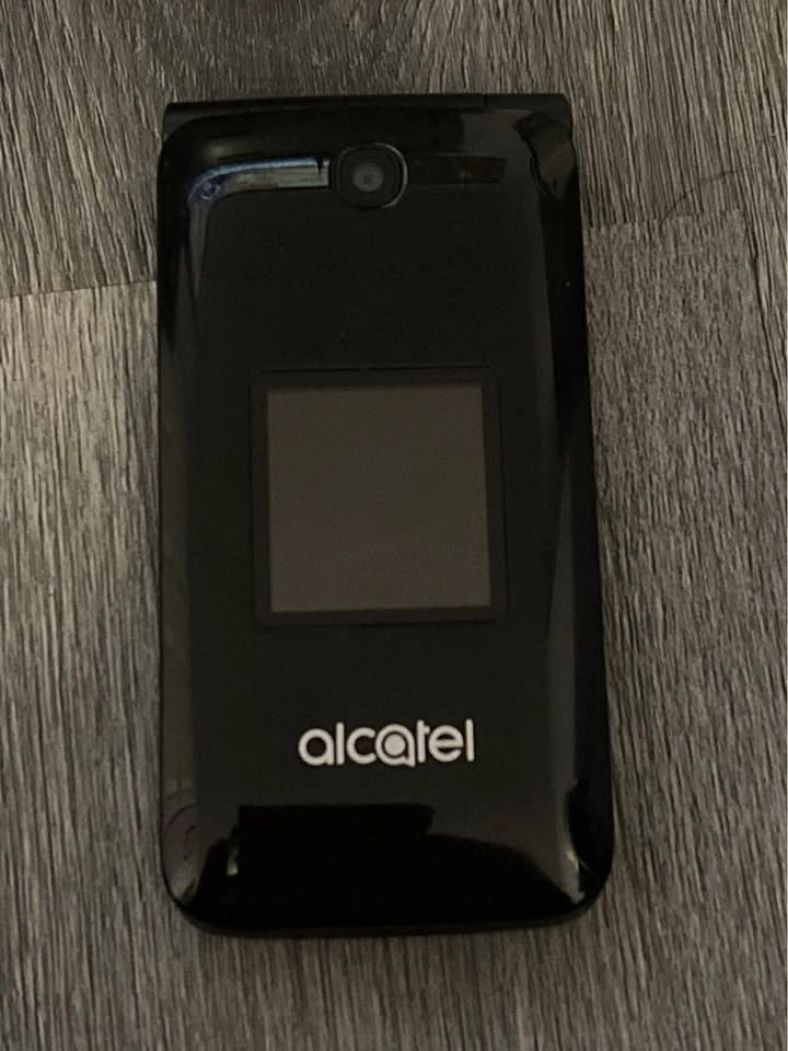 UNLOCKED Alcatel 4044v Flip Phone 4G - photo 2