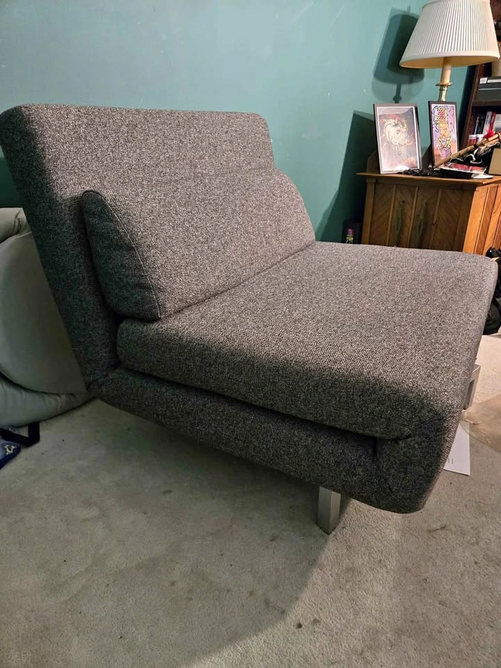 Modern Grey Fabric Armless Lounge Chair/single bed