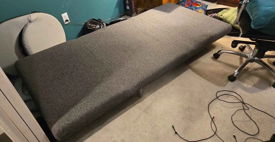 Modern Grey Fabric Armless Lounge Chair/single bed - photo 2