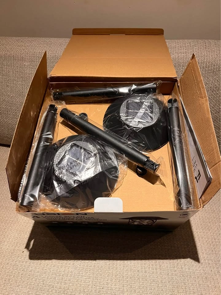 Brand New Fusion Large Solar Pathway Lights (4-Pack) - photo 3