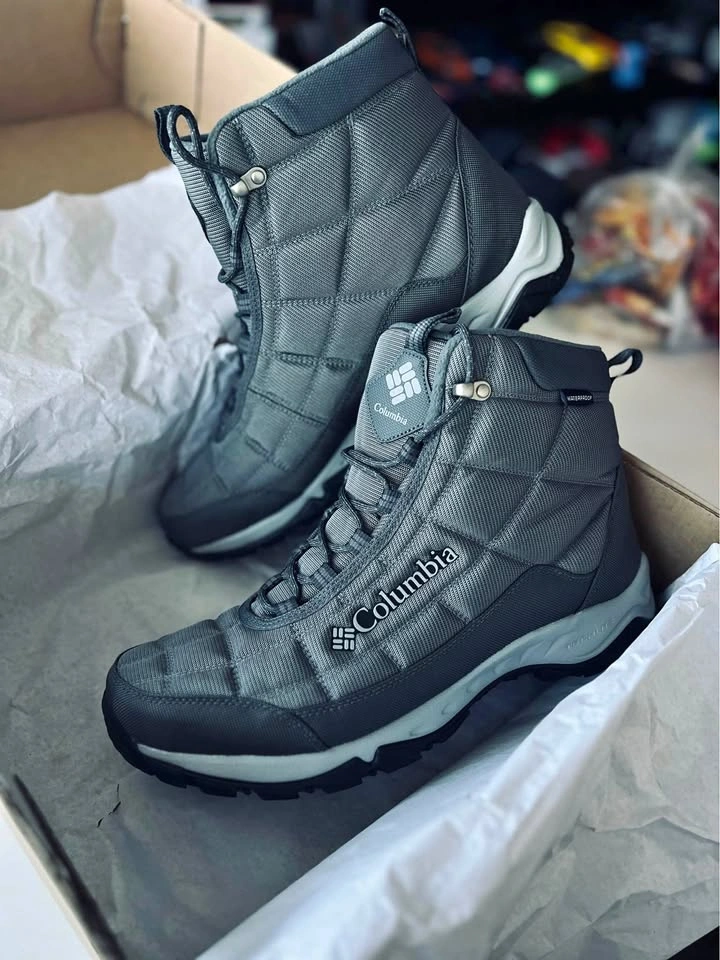 NEW Columbia Men's Firecamp Booth Waterproof