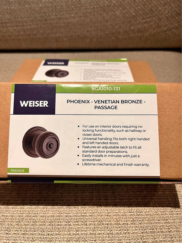 NEW Pair of Weiser Phoenix Passage Door Knobs - Venetian Bronze