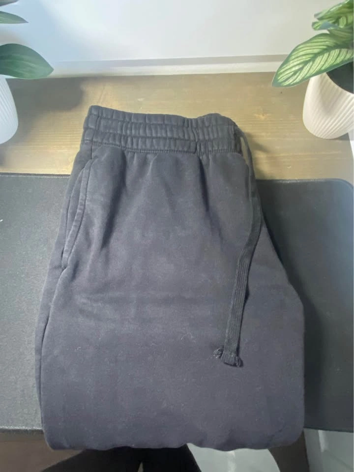 Black H&M Sweats - M Cuffed - photo 3