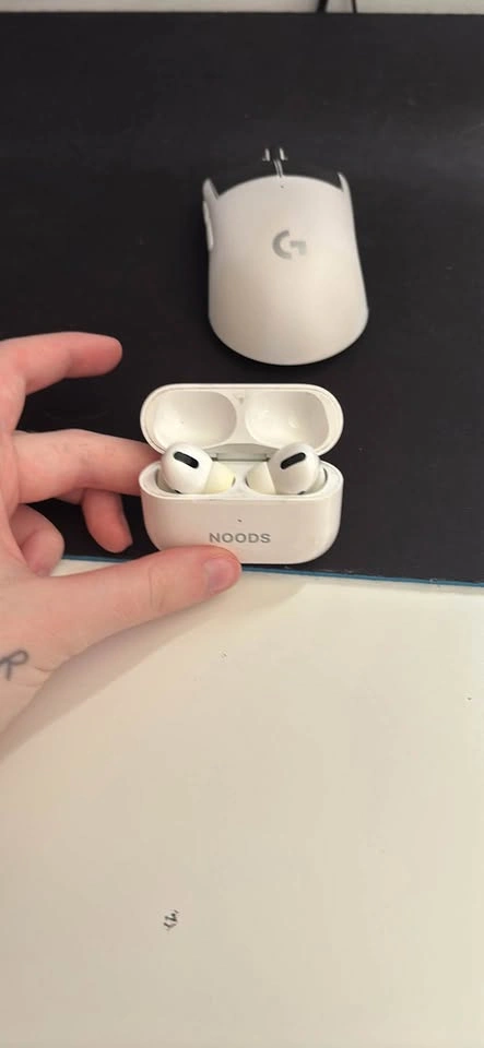 AirPod Pros 1-2 Gen - photo 3