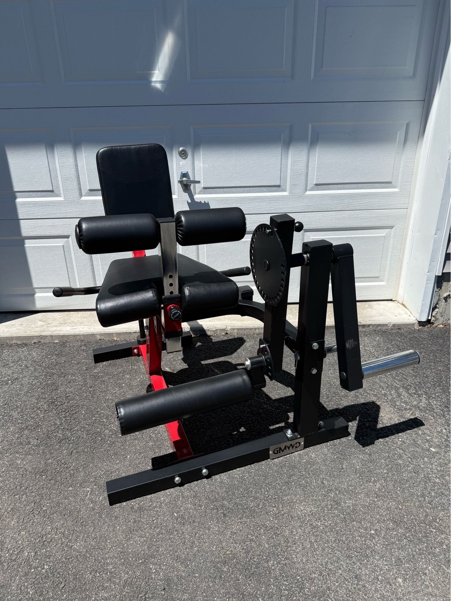 GMWD Seated Leg Extension & Leg Curl Machine