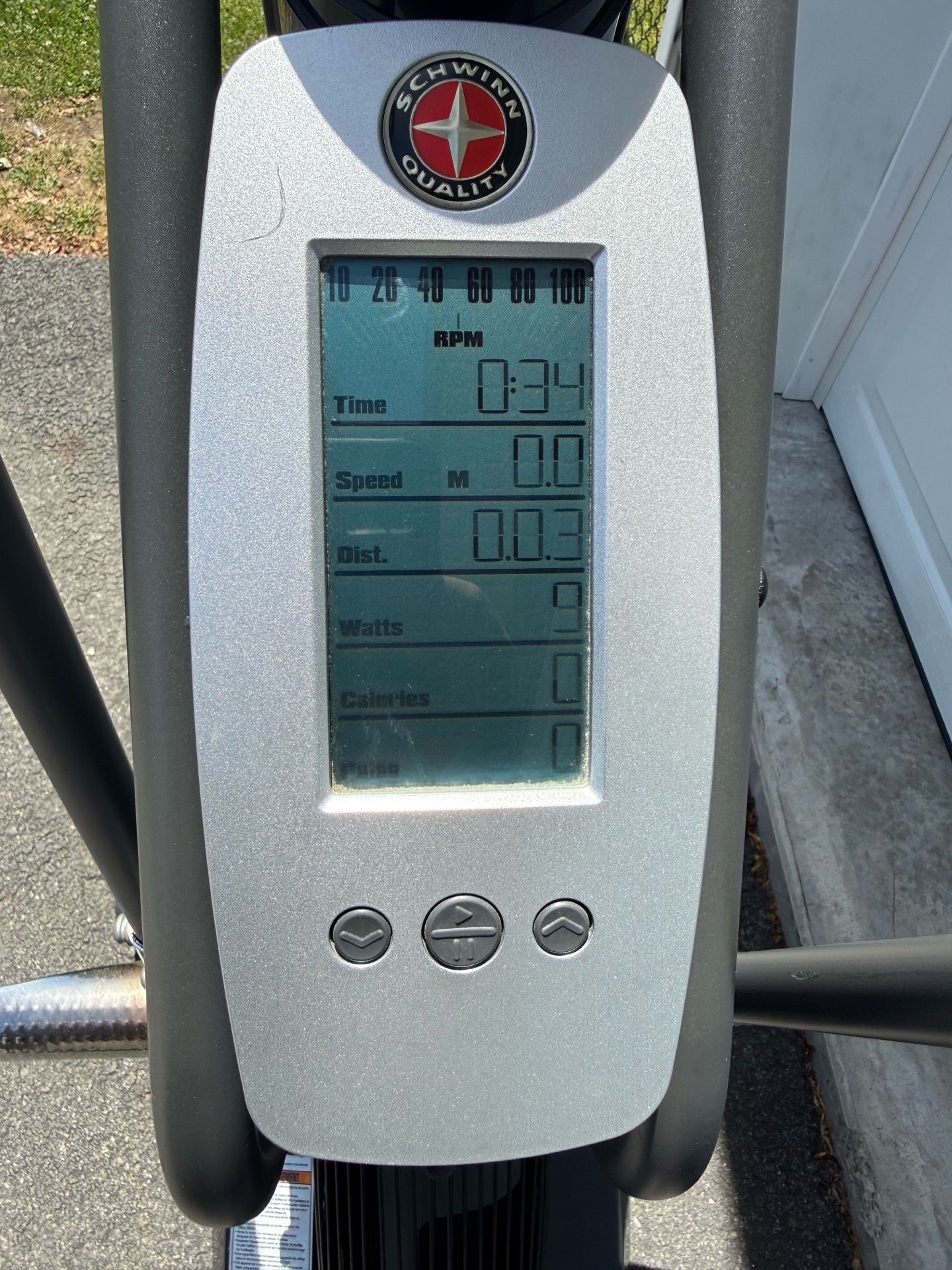 Schwinn AirDyne AD6 Assault fan air bike - photo 4