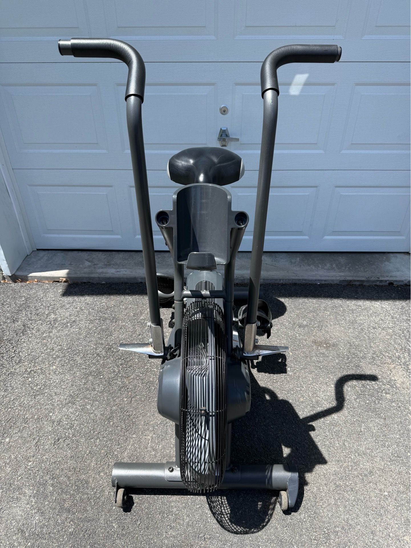 Schwinn AirDyne AD6 Assault fan air bike - photo 5