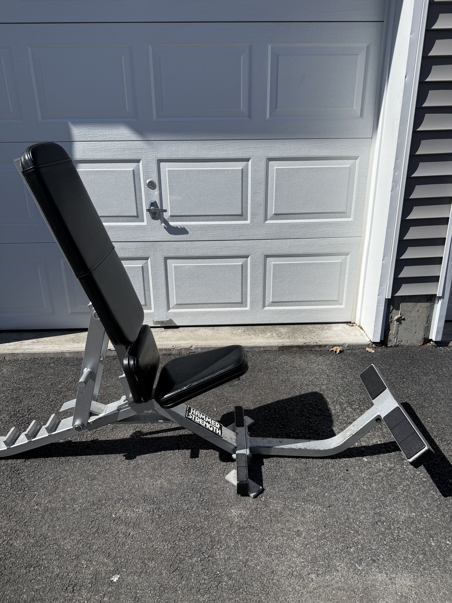 Hammer Strength FWADJ commercial adjustable gym weight bench - photo 5
