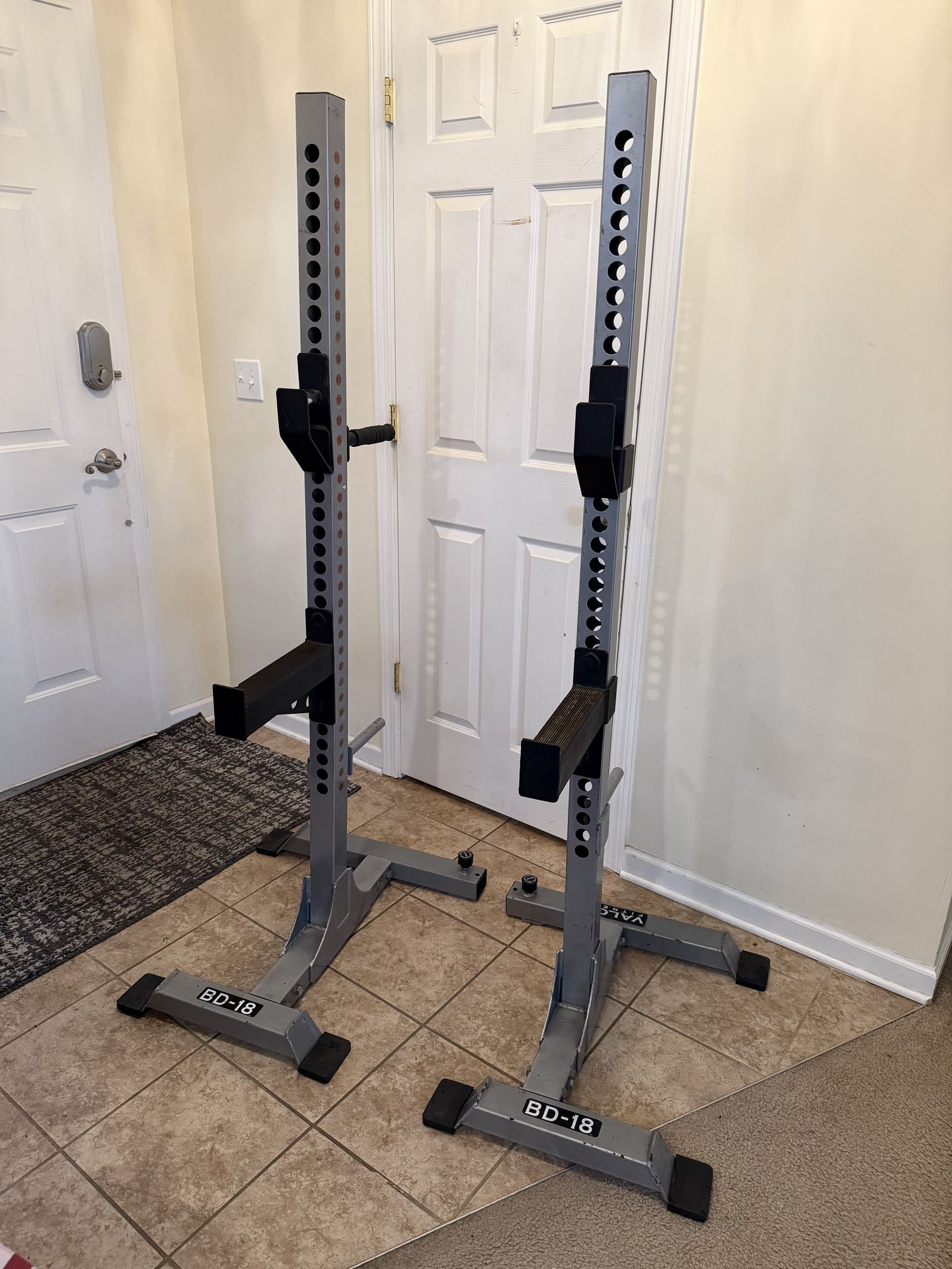 Valor Fitness Squat Rack & Individual Squat and Dip Stands - photo 4