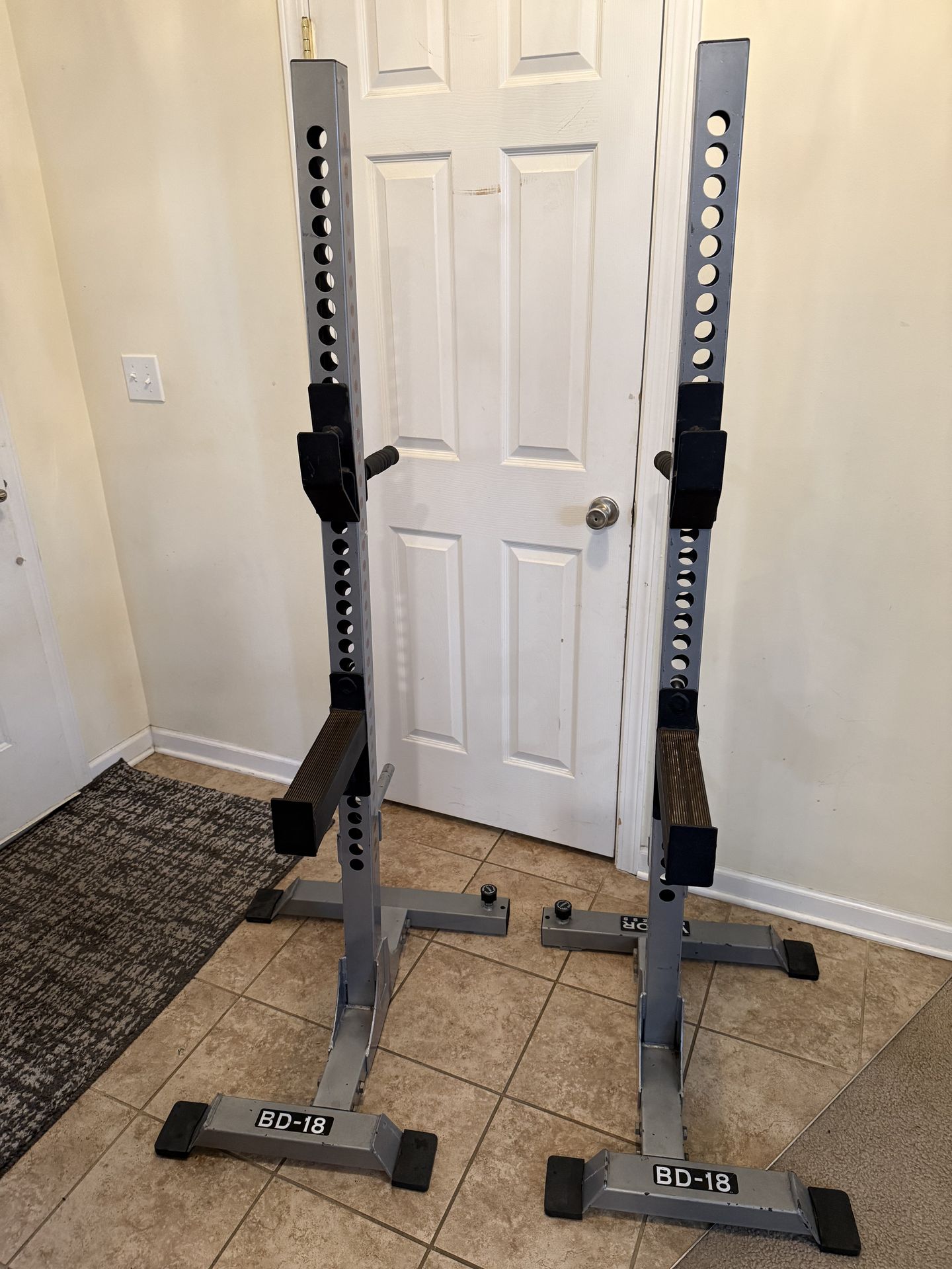 Valor Fitness Squat Rack & Individual Squat and Dip Stands - photo 5