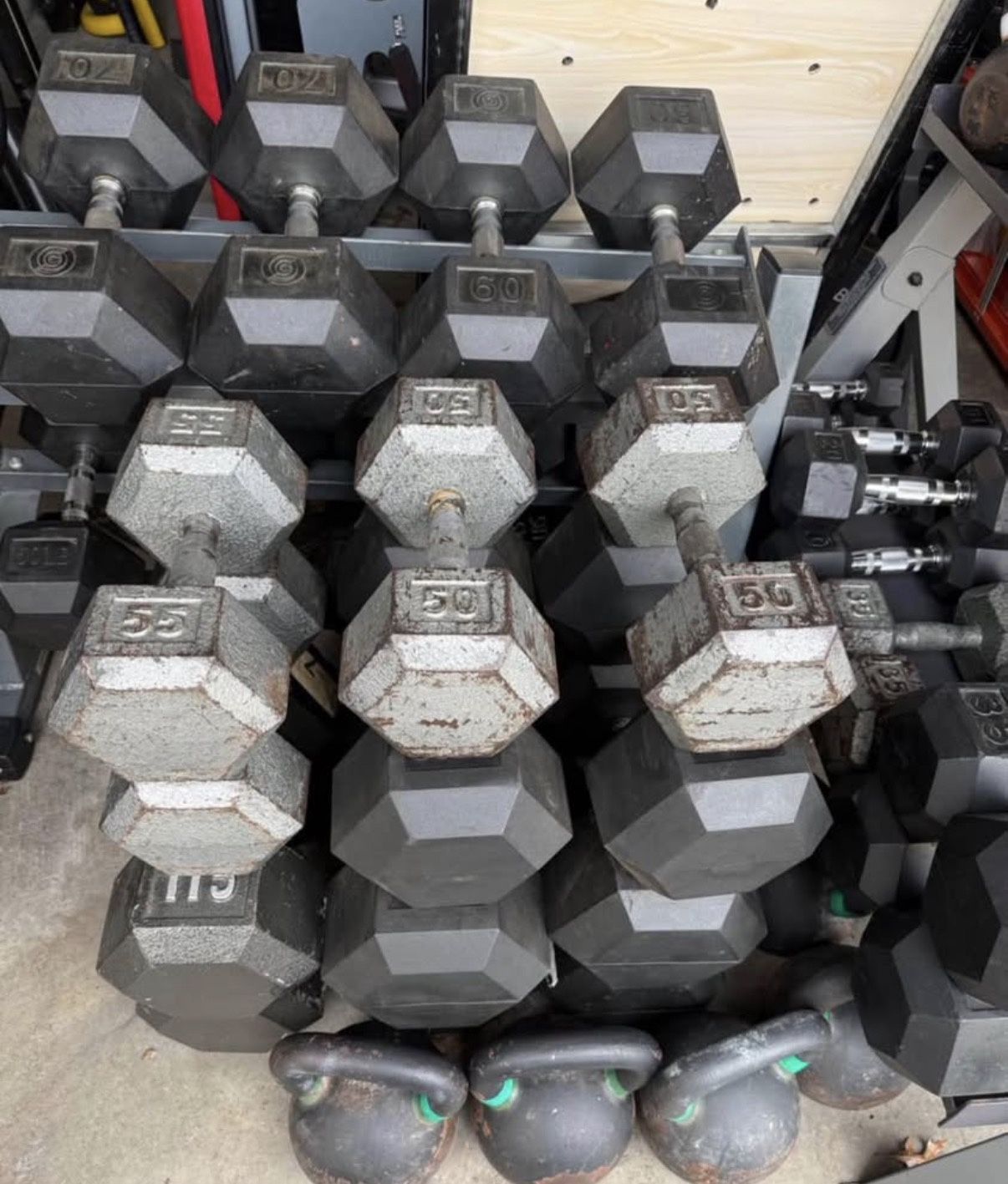 DUMBBELLS 🚨Prices & Sizes in Description - photo 3