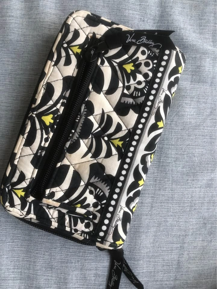 Vera Bradley Black and White Floral Turnlock Wallet - photo 2