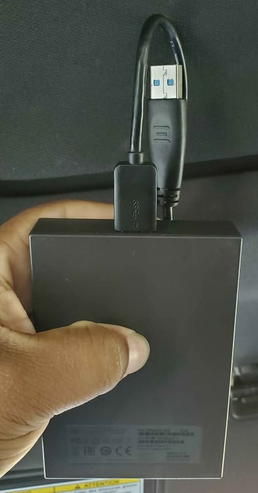 Seagate Portable External Hard Drive 5TB - photo 3