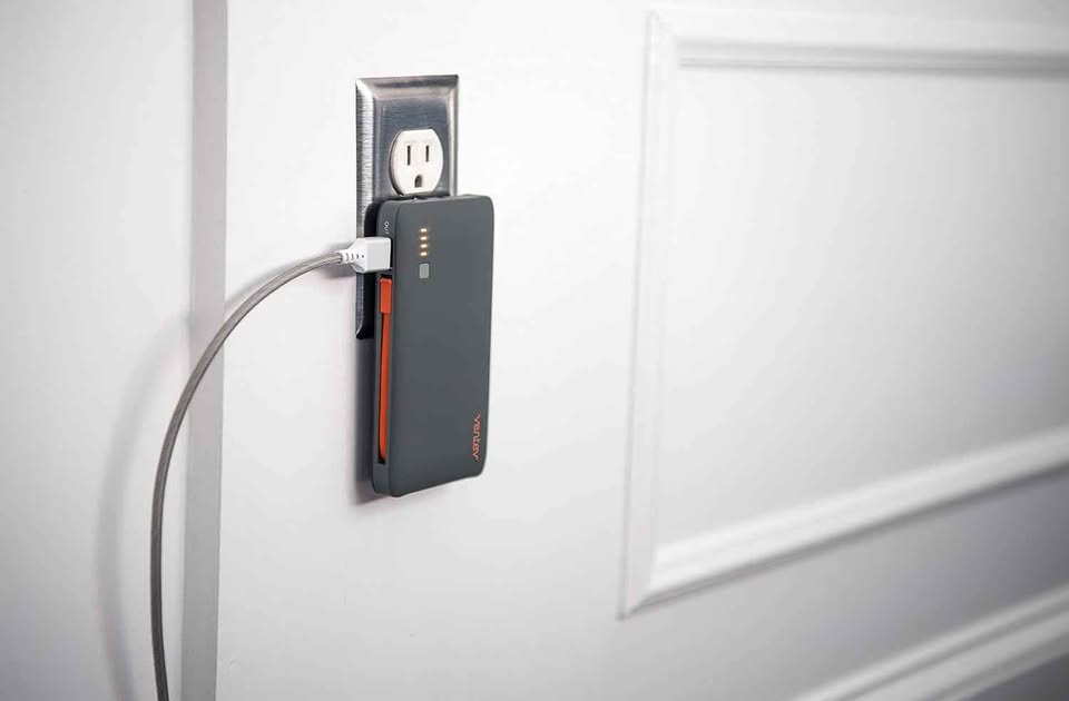 Ventev Portable Charger Powercell 6010+ - photo 3