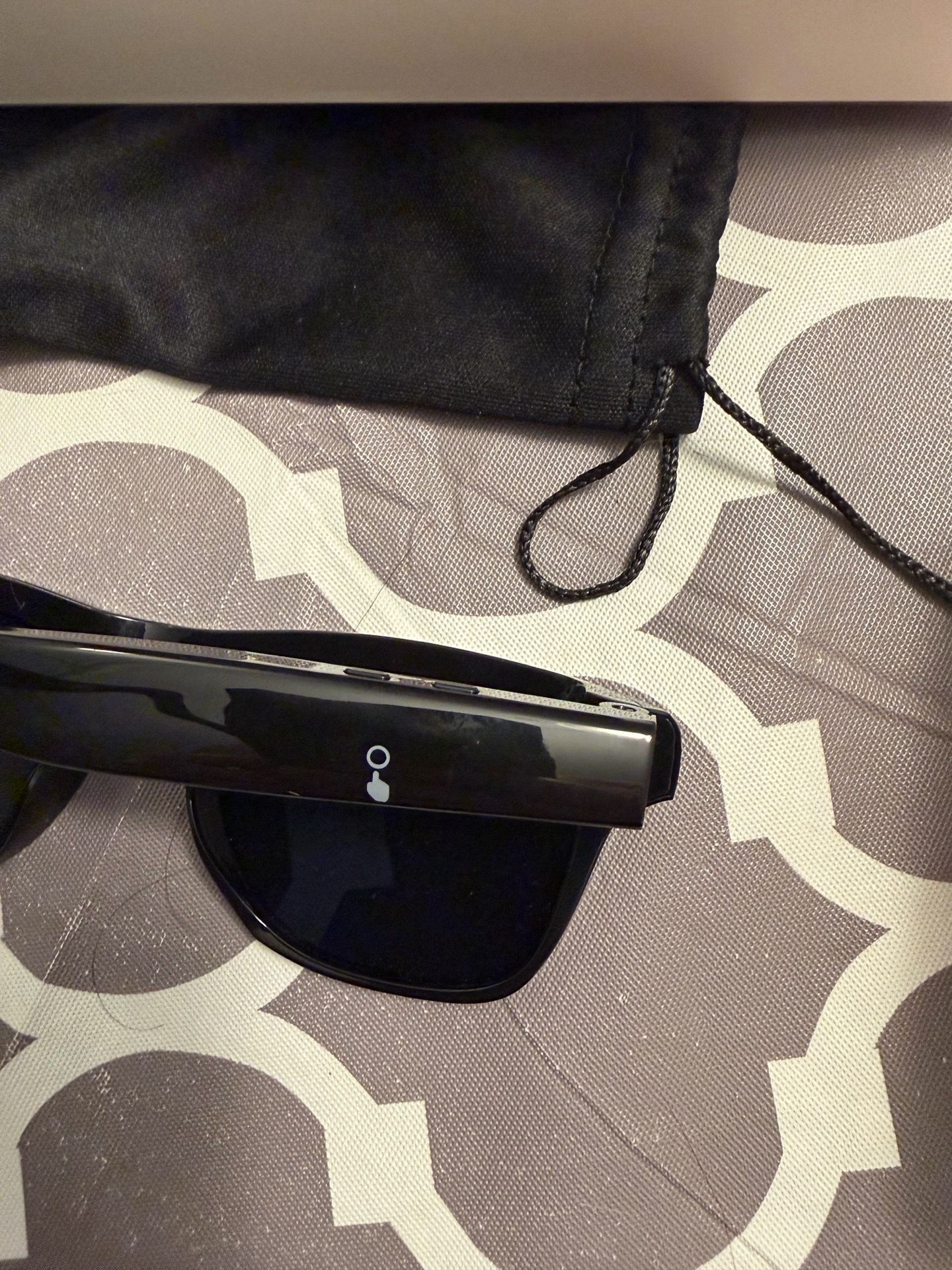 xK one Pro AI Smart Glasses w/ 3 Lens Sets, USB Cable & Guide - photo 5