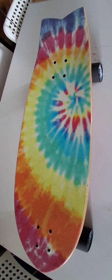 Tie-Dye Cruiser Skateboard - photo 4
