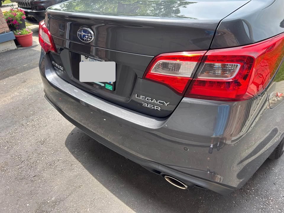 Subaru Legacy 3.6R AWD - photo 5