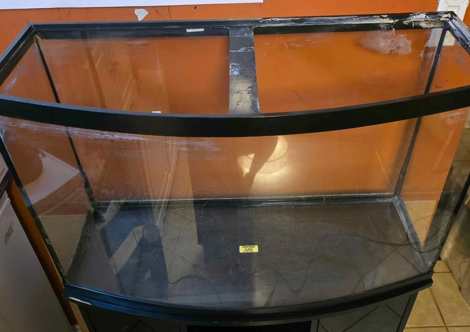 46 Gallon Bowfront Aquarium with Matching Stand - photo 3