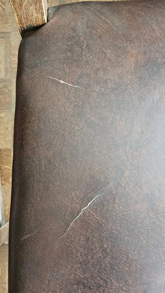 2 x Solid wood and leather matching side chairs - photo 4