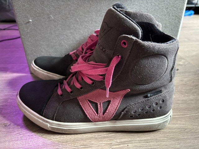 Dainese Womens Street Biker Motorcycle Boots Grey/Fuschia size 6