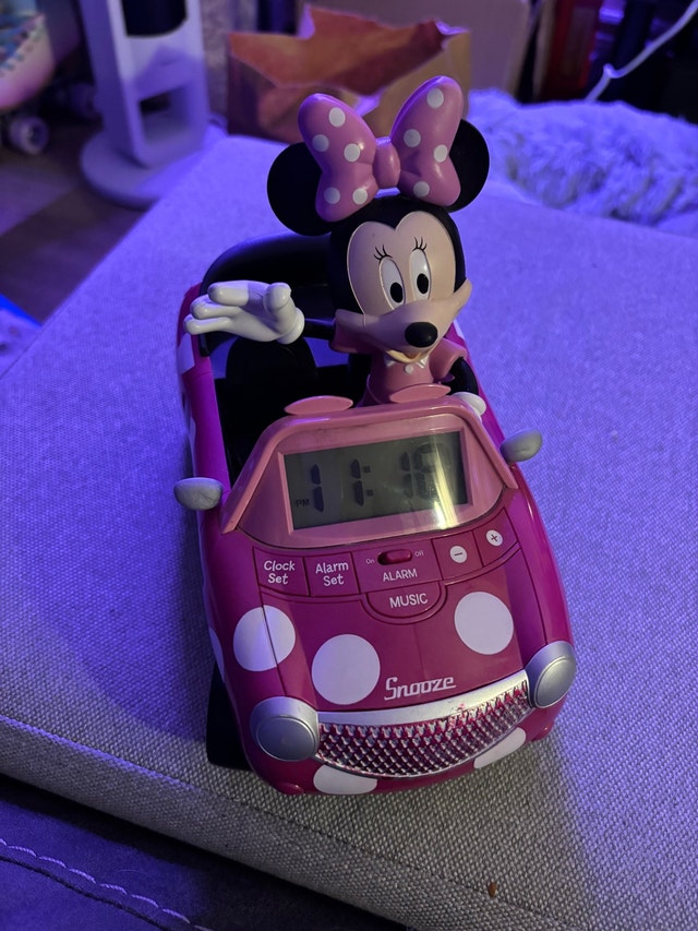 eKids Minnie Mouse Alarm Clock - Works! - photo 3
