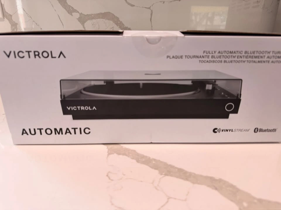 Victrola Automatic Turntable: Bluetooth Belt Drive - photo 3