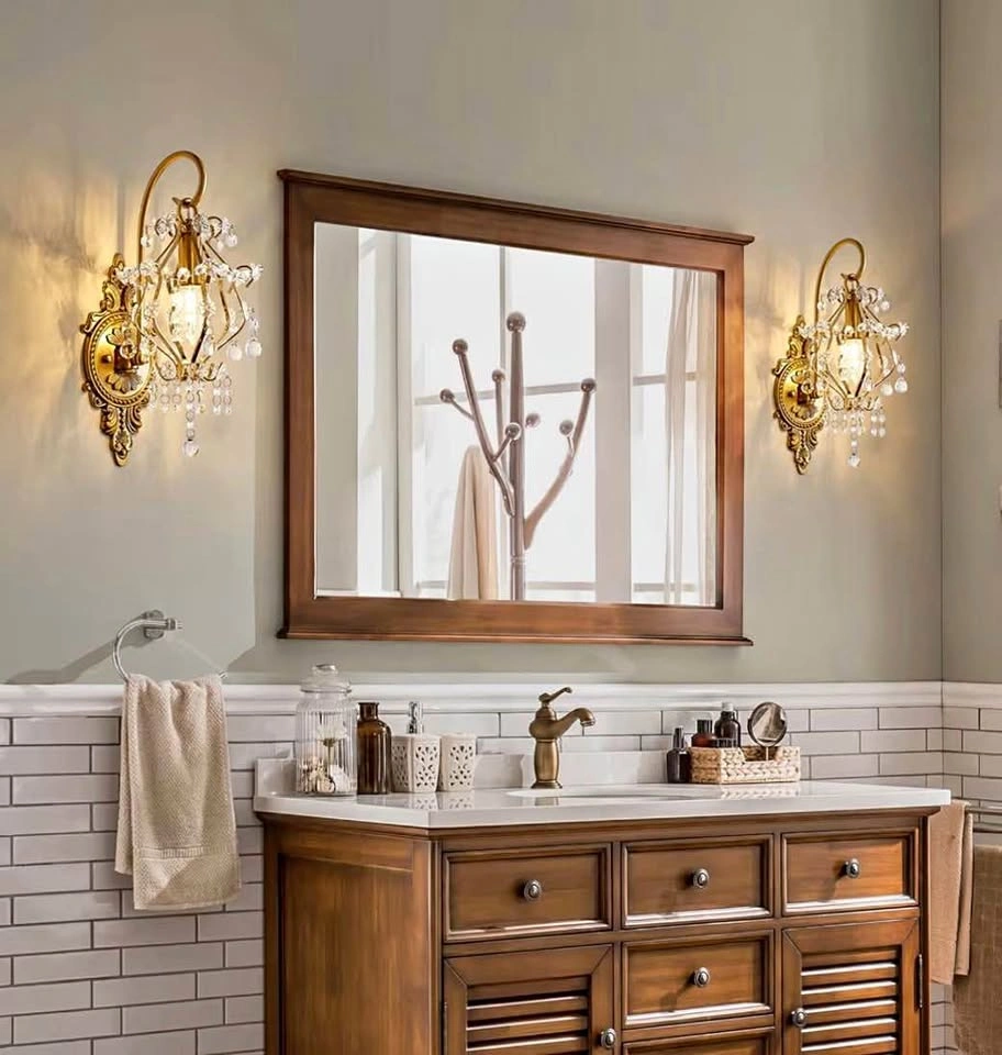 Set of 2x Vintage Antique Crystal and Gold Wall Sconces