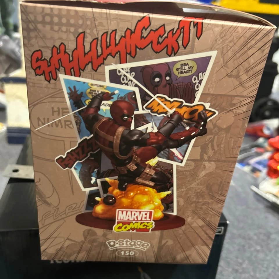 Deadpool statue - photo 5