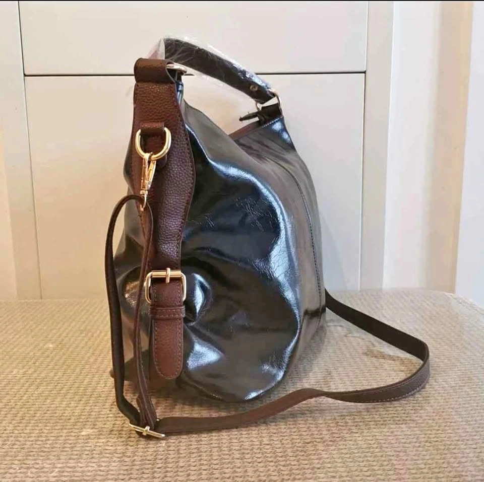 Annmuu Black Patent Leather Hobo Bag