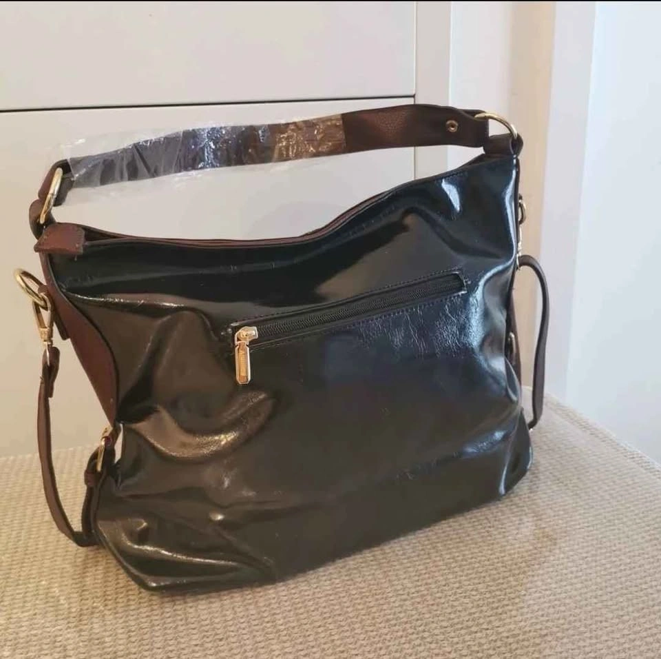 Annmuu Black Patent Leather Hobo Bag - photo 2