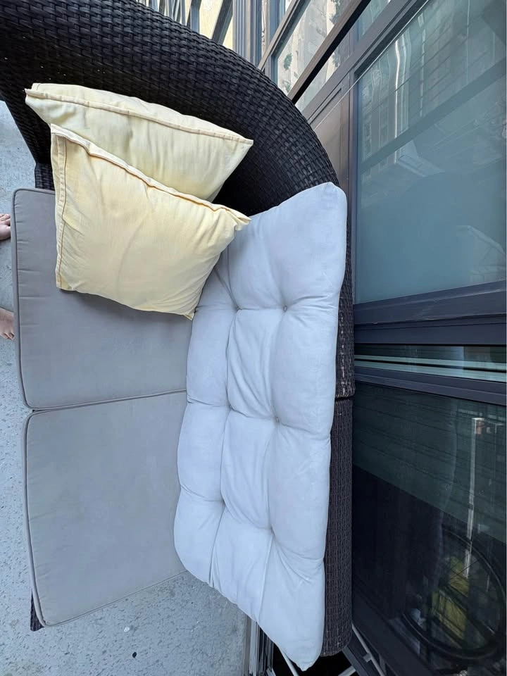 Patio furniture - photo 3