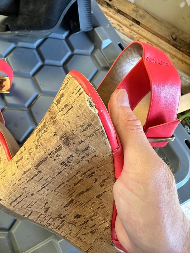 Ladies Call It Spring coral wedge size 10 - photo 3
